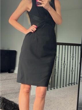 Carmen Marc Valvo Sleek Black Sleeveless Midi Sheath Dress